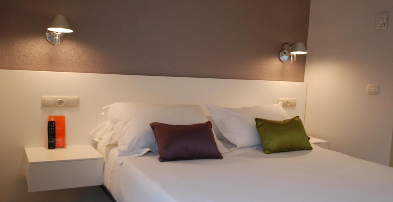 Hotel Andia Orcoyen Buitenkant foto